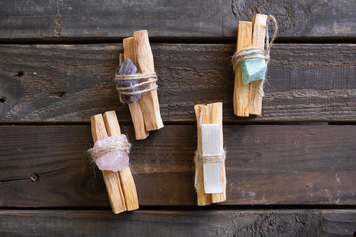 Palo Santo Stick With Selenite