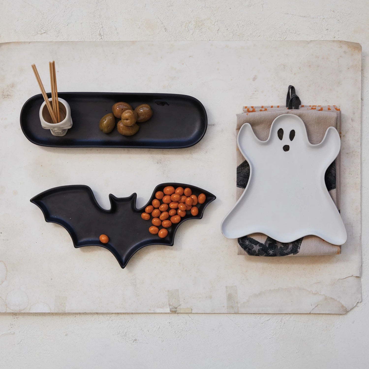 Stoneware Ghost Plate