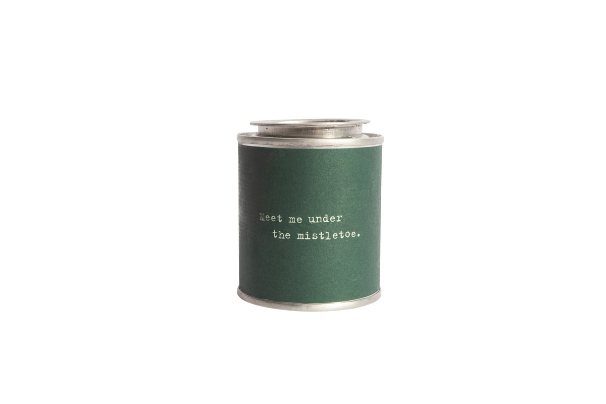 ***Meet Me Under The Mistletoe Holiday Candle